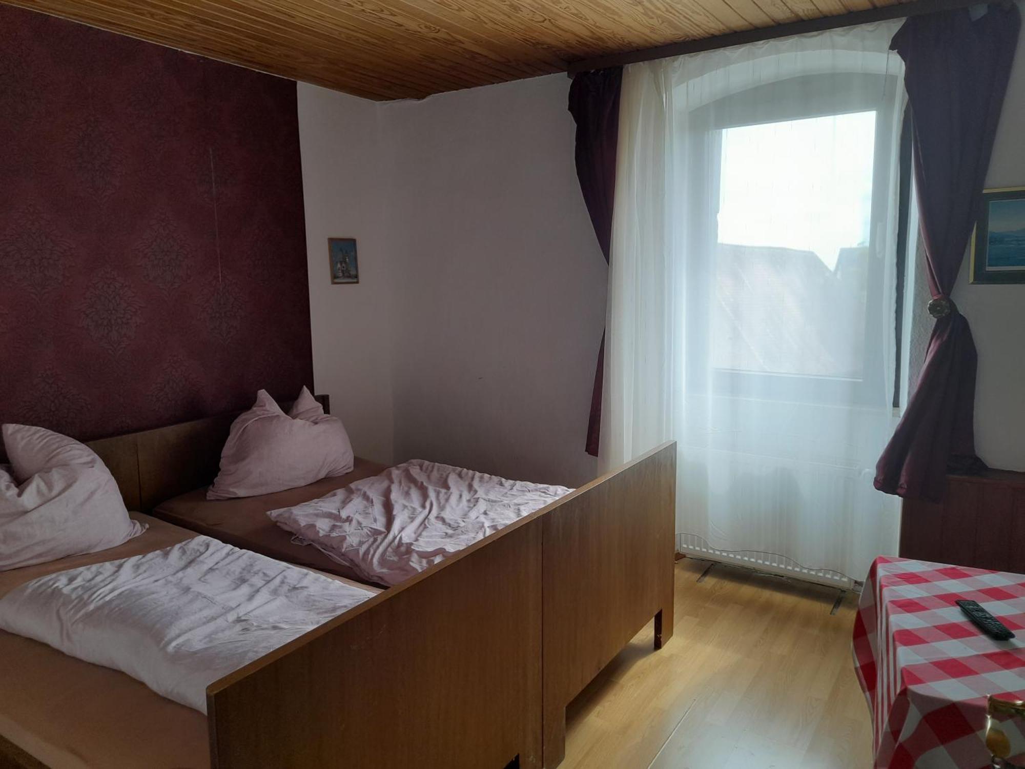 Gasthaus Zur Rose Malsch  Экстерьер фото